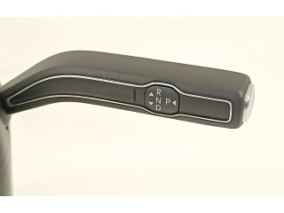 Ручка стеклоочистителей A1679006910   Mercedes-Benz GLE W167