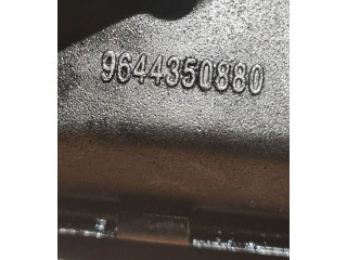 Масляный насос 9644350880   Citroen C8