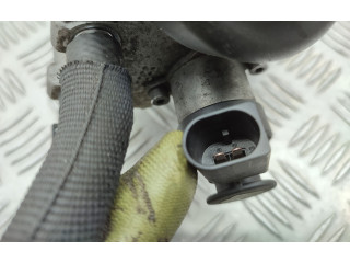 Vstřikovač 04L089B, 057130764AB   Skoda Octavia Mk3 (5E)    CLHA 