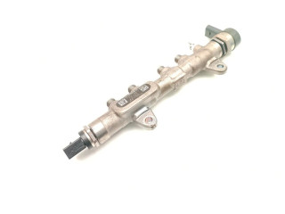 Vstřikovací lišta 8511629, 0445213026   BMW 1 F20 F21    B37D15A 