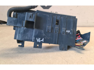   Pojistková skříňka 71541465   Nissan Patrol Y61 2001