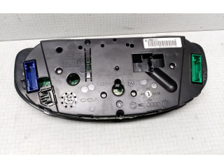 Přístrojová deska  Volkswagen PASSAT B5.5 2002 3B0920805A, VWZ7Z0Y3013709  