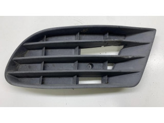 Нижняя решётка (из трех частей) Volkswagen Golf Plus 2005-2013 года 5M0853666      