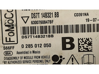 Блок подушек безопасности DS7T14B321BB, 0285012050   Ford Fusion II