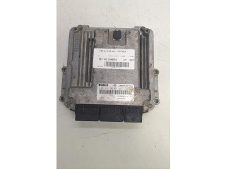 Řídící jednotka 8200823728   Renault Trafic II (X83) 2007