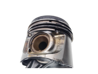 Píst OM640.940, 640.940   Mercedes-Benz A W169    OM640.940 