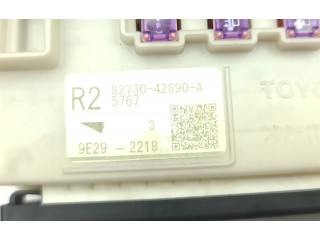 Блок предохранителей 8922142331, 8273042890A   Toyota RAV 4 (XA50)    