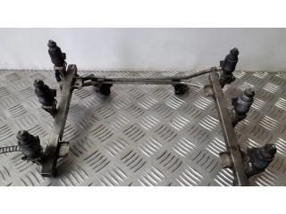 Vstřikovač 078133551AC   Audi A4 S4 B5 8D  pro benzínový motor 2.4  