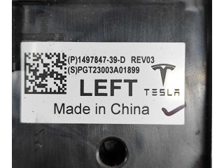 Блок комфорта 149784739D, 149785000D   Tesla Model Y   