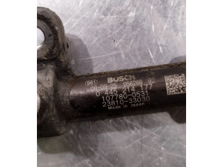 Vstřikovací lišta 2381033030, 1077800531   Toyota Yaris    1ndtv 