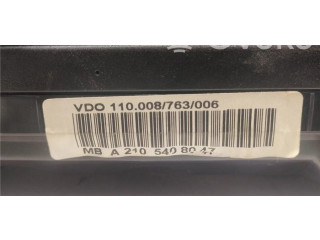Přístrojová deska  Mercedes-Benz E AMG W210 1996 A2105408047, 0090059  