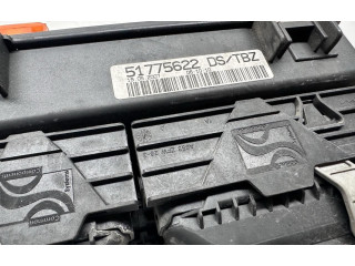 Блок предохранителей 51775622, 51775622   Fiat Grande Punto    
