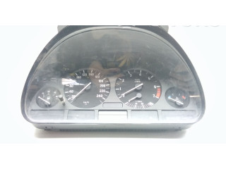 Přístrojová deska  BMW 5 E39 2001 8375669, 62118375669  