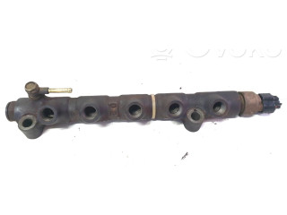Vstřikovací lišta 89458-12020   Toyota Corolla E120 E130    1CD-FTV 