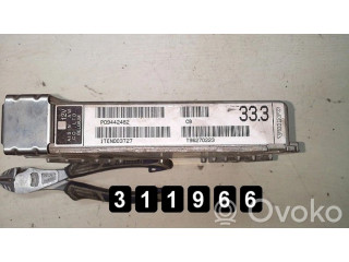 Блок управления двигателя P09442482   Volvo 850