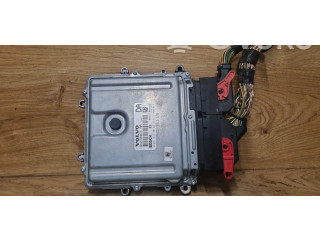 Řídící jednotka 31272463AA, 0281012103   Volvo XC70 2007