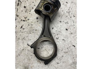 Píst 912389, 120060082   Nissan Navara D40    V9X 