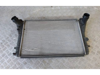 Интеркулер  1K0145803BN   Volkswagen Touran II 