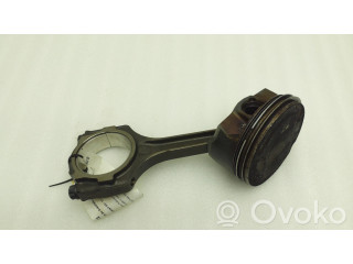  Поршень с шатуном  BR3ECA3392BB  Ford Mustang V для бензинового двигателя 5.0