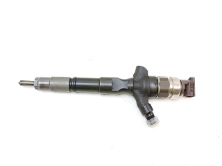 Vstřikovač 2367030400   Toyota Hilux (AN10, AN20, AN30)  pro naftový motor 3.0  