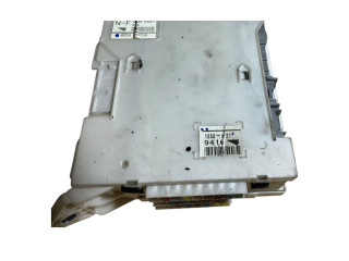   Pojistková skříňka 8273053021, 6G240724   Lexus  220D-250-350 2011