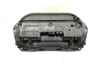 Přístrojová deska  BMW 2 F46 2017 9295446, 10467390  