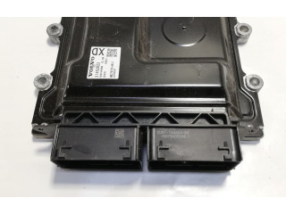 Блок управления двигателя 31452623   Volvo V40 Cross country