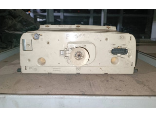 Přístrojová deska  Volkswagen PASSAT B3 1994 5220032310  