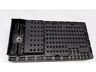   Pojistková skříňka 8645410, 8645411   Volvo S60 2002