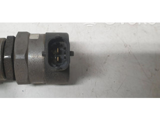 Vstřikovací lišta 30777554, 017704   Volvo S80     