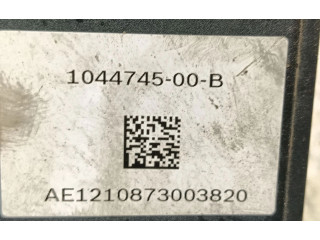 Jednotka ABS 104474600A, 110354100A   Tela Model S 2021