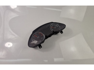 Панель приборов 8R0920930P   Audi Q5 SQ5       