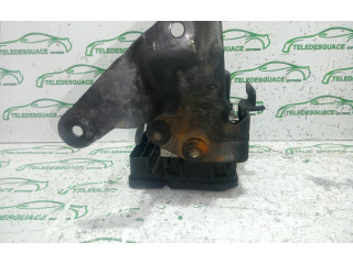 Блок АБС P04721453AD   Chrysler  Voyager  2001 - 2004 года