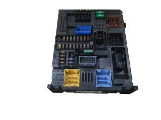 Блок предохранителей 9819851280, 28550129   Citroen Jumpy    