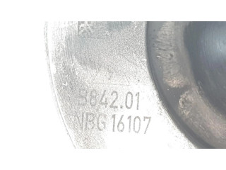 Píst 11258571012   BMW 2 F22 F23  pro naftový motor   