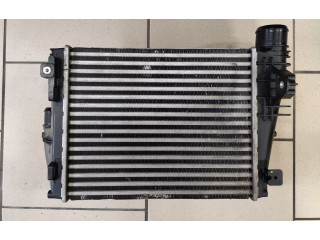 Интеркулер  9806562180, P9806562180   Toyota Proace 