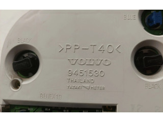 Přístrojová deska  Volvo S70  V70  V70 XC 1998 9451530, 9168144  