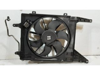 Вентилятор радиатора     8240257, 8200071647    Ford Fiesta 1.3