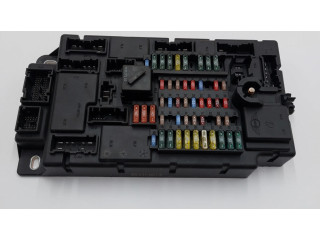 Блок предохранителей 9809589   Mini Cooper Countryman R60    