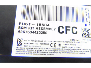   Pojistková skříňka FU5T15604CFC   Ford Mondeo MK  2014