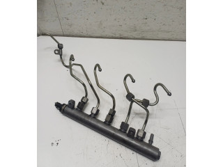 Vstřikovací lišta 175214823R   Nissan X-Trail T32     