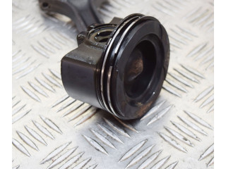 Píst A6510301917, A6510300020   Mercedes-Benz C W205    OM 654.920 