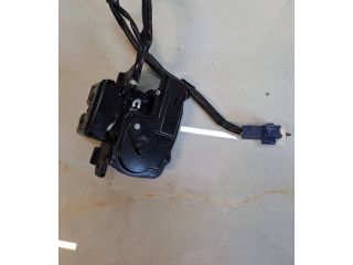 Замок багажника     Toyota Prius (XW30) 2009 - 2015 года
