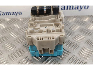 Pojistková skříňka Řídící jednotka BSM MR587875, G8C223M3C   Mitsubishi Outlander 2004