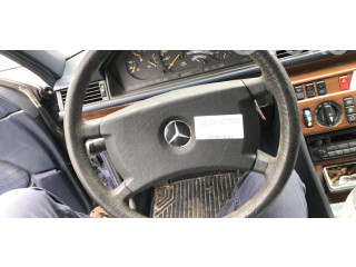 Volant Mercedes-Benz E W124 1990   