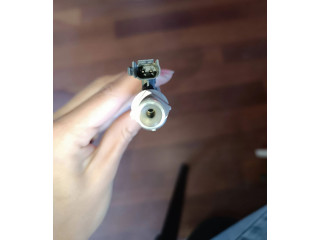 Vstřikovač 13647639994, 10213541   BMW 4 F32 F33  pro benzínový motor 3.0  