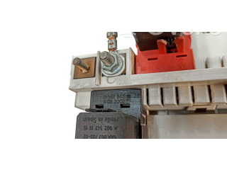   Pojistková skříňka 1635450105, 1635453328   Mercedes-Benz ML W163 2000