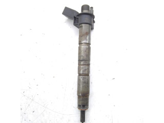 Vstřikovač 780542803   BMW 5 F10 F11  pro naftový motor 3.0  