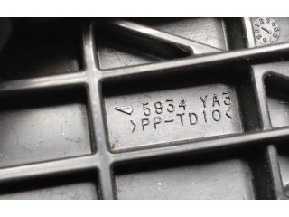   Pojistková skříňka 9008087019, 2830028010   Toyota Auris 150 2007