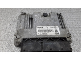 Řídící jednotka 0281011914, 55193968   Opel Vectra C 2003